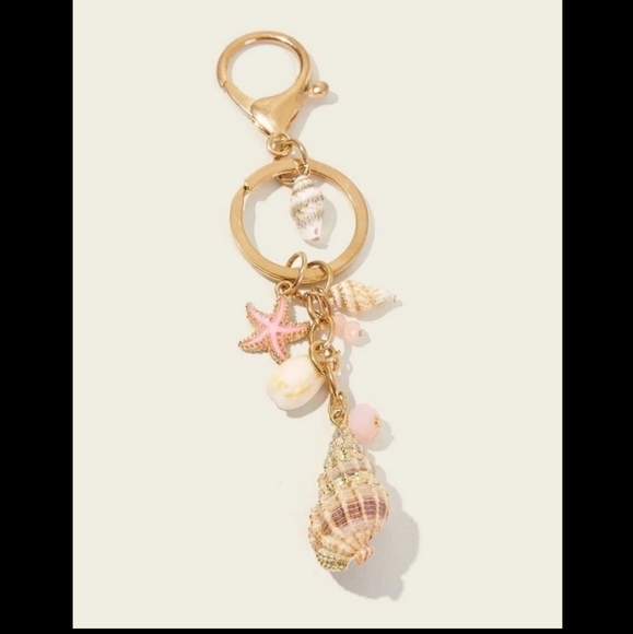 Puka Shell, Starfish, & Shell 🐚 Keychain - Picture 3 of 4